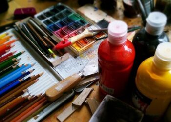 Comment encourager l'expression artistique chez les enfants grâce à la peinture ?