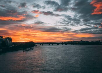 Couchers de soleil à Bordeaux